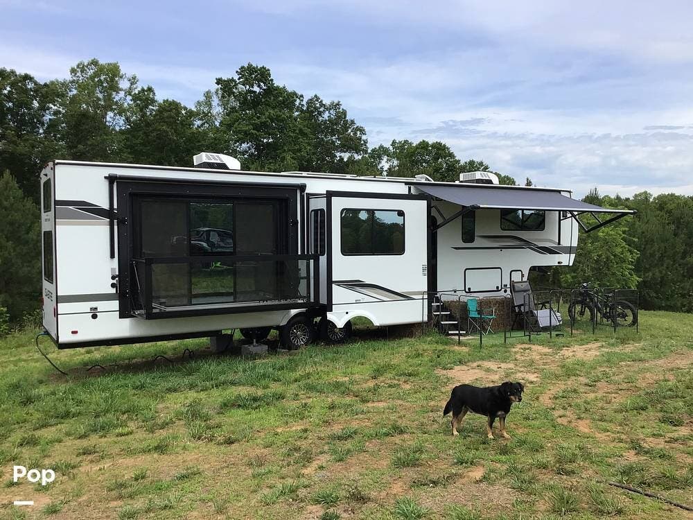 2026 Forest River Sabre 37RVMILES - Used Fifth Wheel For Sale by Pop RVs in Barboursville, Virginia features Slideout, Air Conditioning, Leveling Jacks, Awning