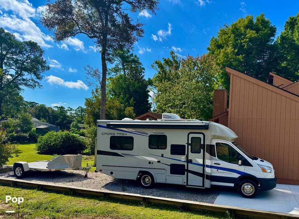 2020 Cross Trek 22XG by Coachmen from Pop RVs in Newport, North Carolina