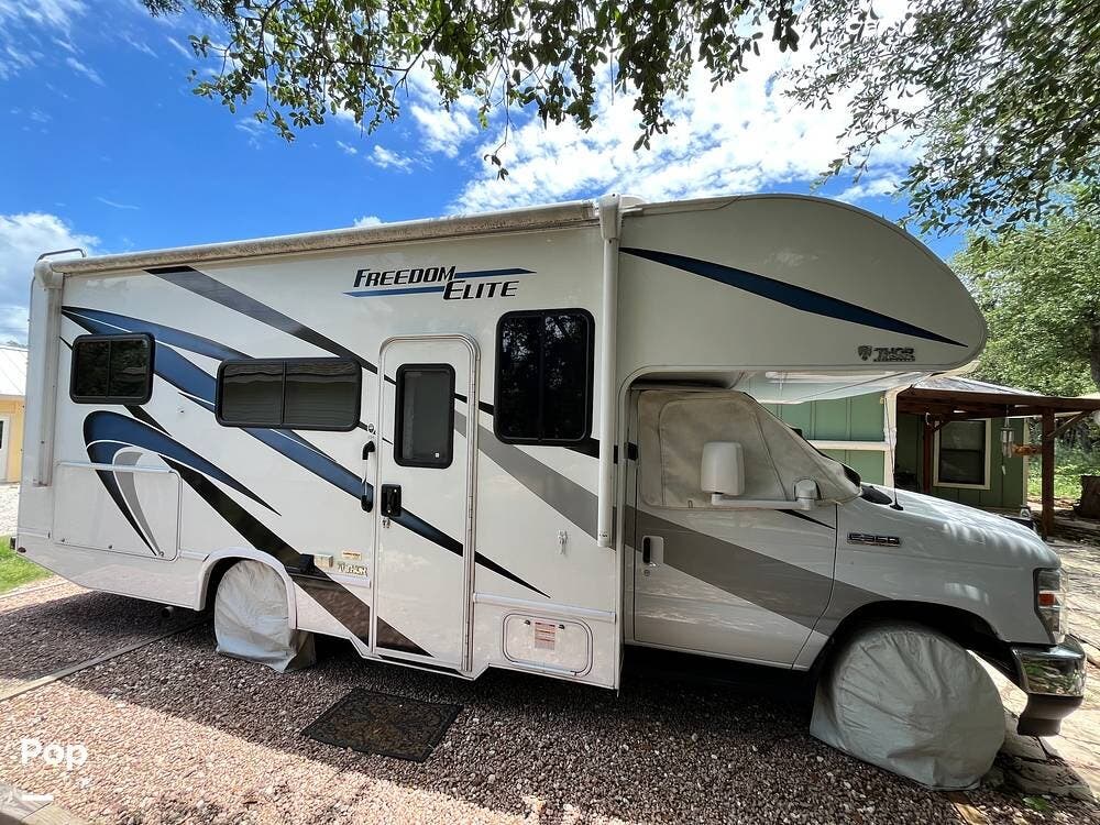 2021 Freedom Elite 23H by Thor Motor Coach from Pop RVs in Canyon Lake, Texas
