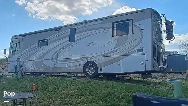 2017 Endeavor 40G by Holiday Rambler from Pop RVs in Candler, North Carolina