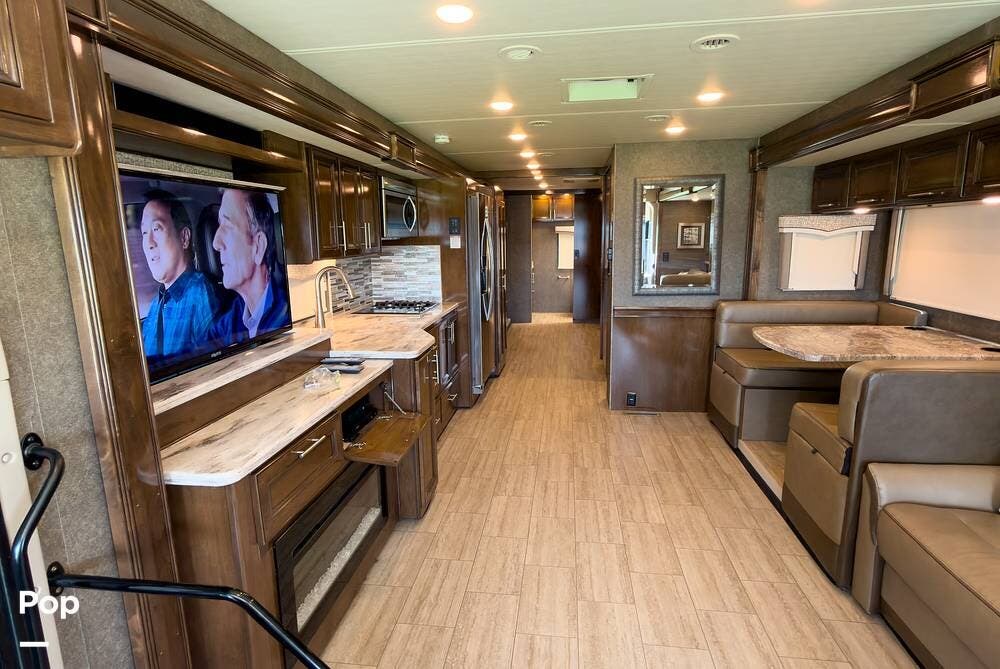 Used 2020 Thor Motor Coach Challenger 37FH available in Polk City, Florida