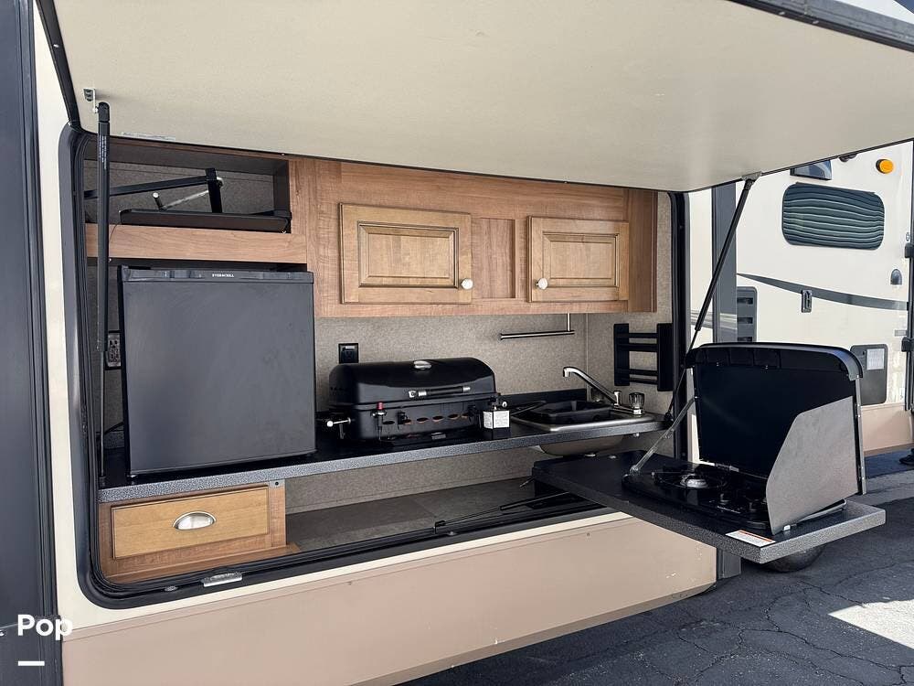 Used 2018 Rockwood Signature Ultra Lite 8301WS available in Huntington Beach, California