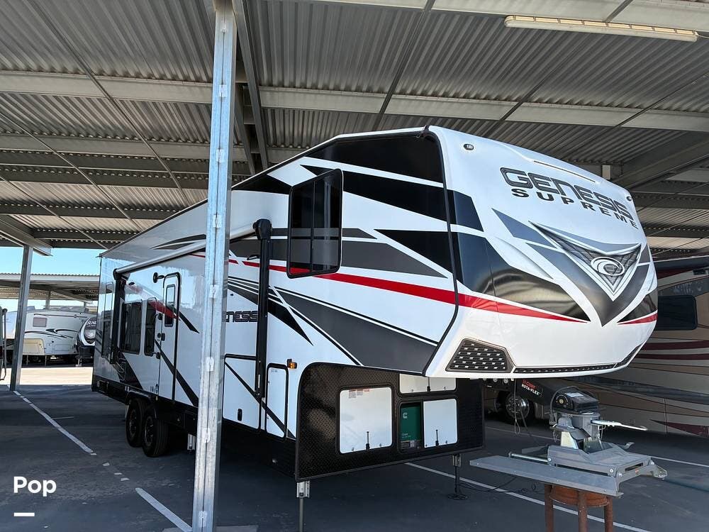 2025 Genesis Supreme Genesis Supreme G335CKG - Used Toy Hauler For Sale by Pop RVs in Chandler, Arizona features Air Conditioning, Slideout, Awning, Generator