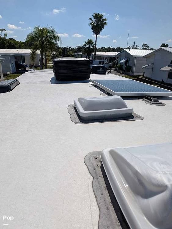 2022 Axis 24.3 by Thor Motor Coach from Pop RVs in North Fort Myers, Florida