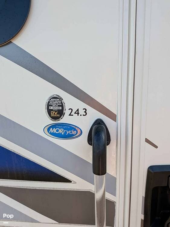 2022 Thor Motor Coach Axis 24.3 - Used Class C For Sale by Pop RVs in North Fort Myers, Florida features Slideout