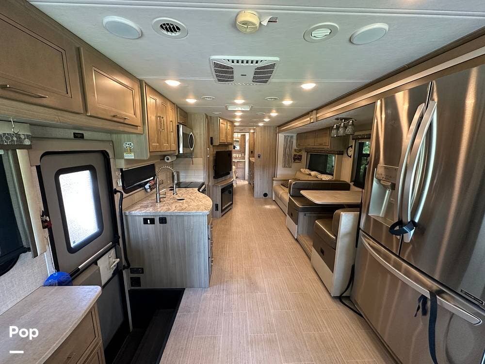 2020 Coachmen Sportscoach SRS 365RB - Used Diesel Pusher For Sale by Pop RVs in Saint Louis, Missouri features Generator, Slideout, Air Conditioning, Leveling Jacks, Awning