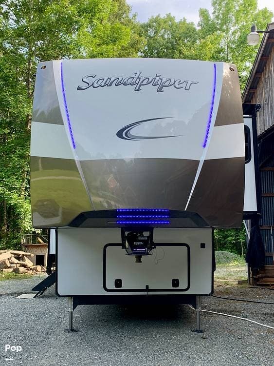 2022 Sandpiper 39BARK by Forest River from Pop RVs in Lexington, North Carolina