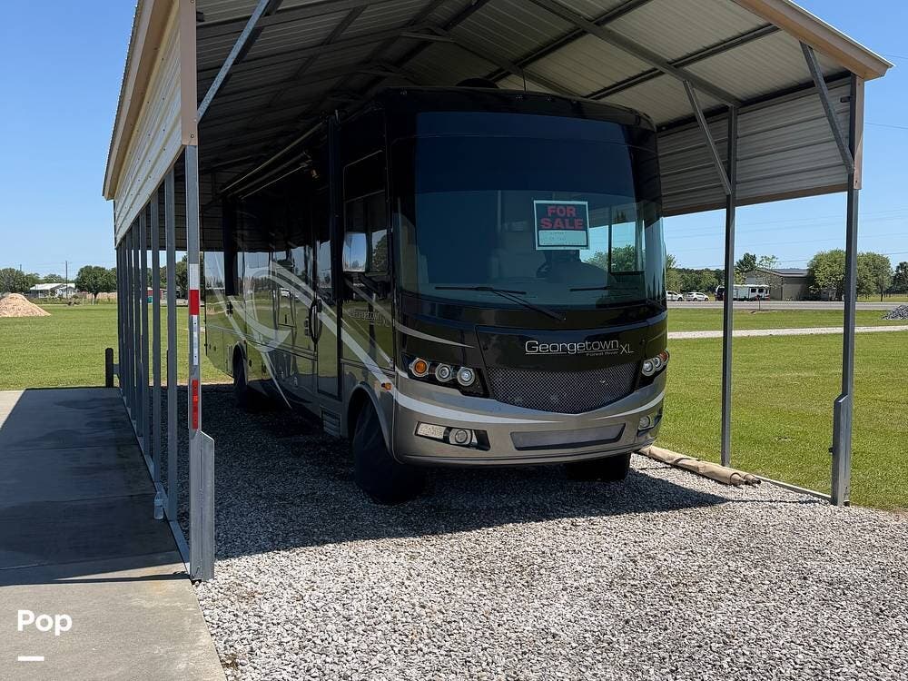 2015 Forest River Georgetown XL 377TS - Used Class A For Sale by Pop RVs in Eunice, Louisiana features Slideout