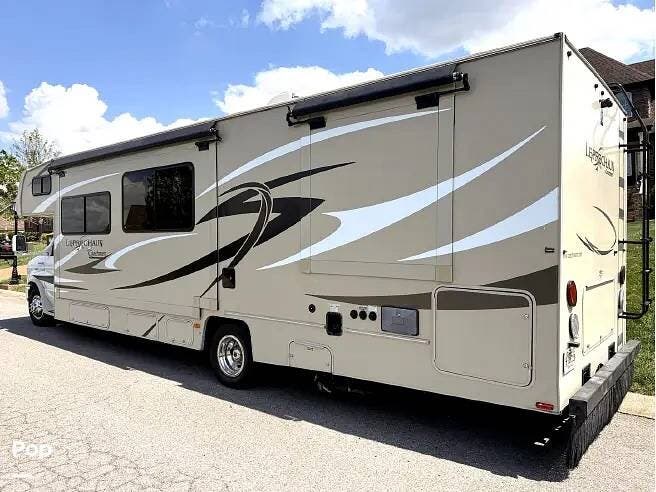 2014 Leprechaun 319DS by Coachmen from Pop RVs in Clarksville, Tennessee