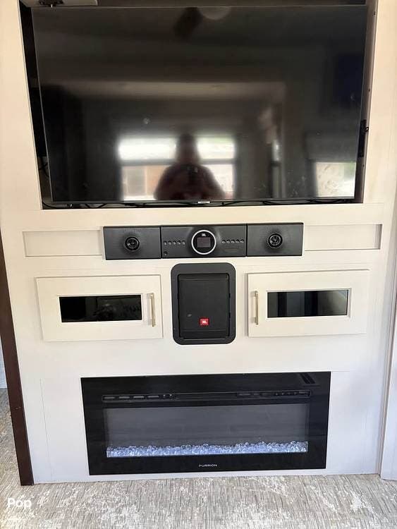 Used 2021  Columbus 1492 (by Palomino) 366RL available in Leesburg, Florida