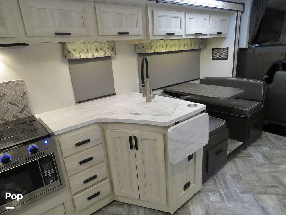 2022 Sunseeker 3050S by Forest River from Pop RVs in Gainesville, Florida