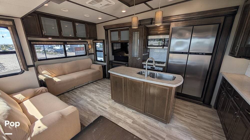2019 Grand Design Solitude 377MBS - Used Fifth Wheel For Sale by Pop RVs in Tonopah, Arizona features Awning, Leveling Jacks, Air Conditioning, Slideout