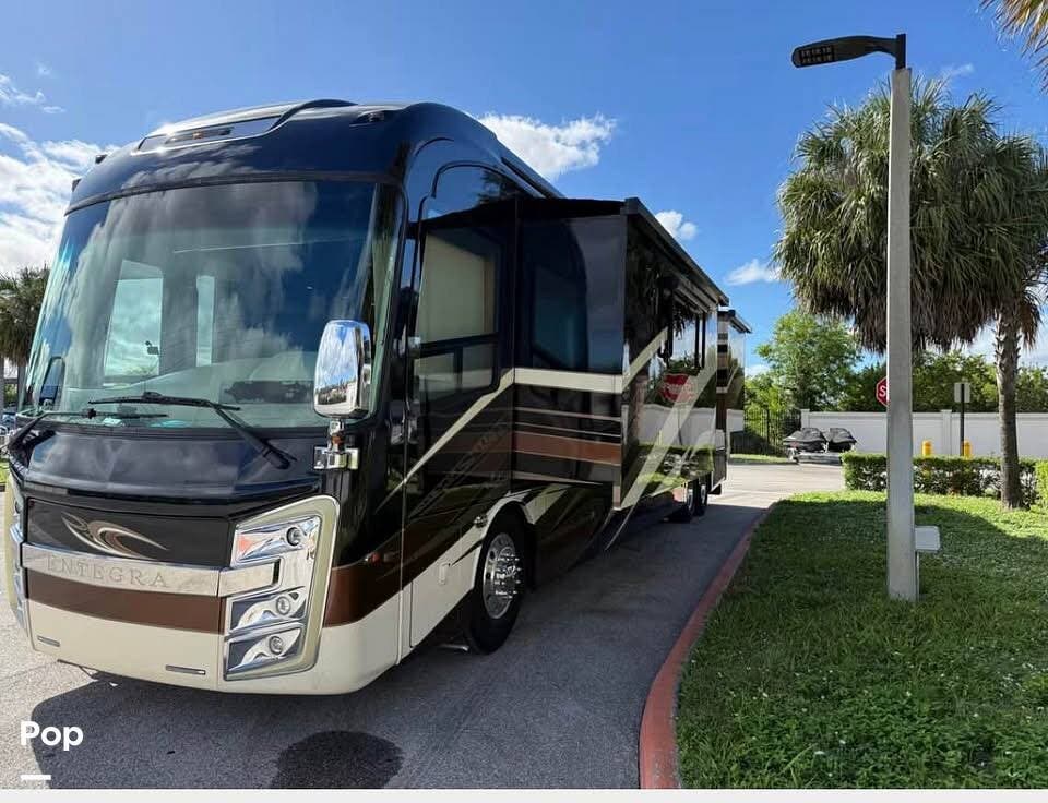 2017 Anthem 44b by Entegra Coach from Pop RVs in Boynton Beach, Florida