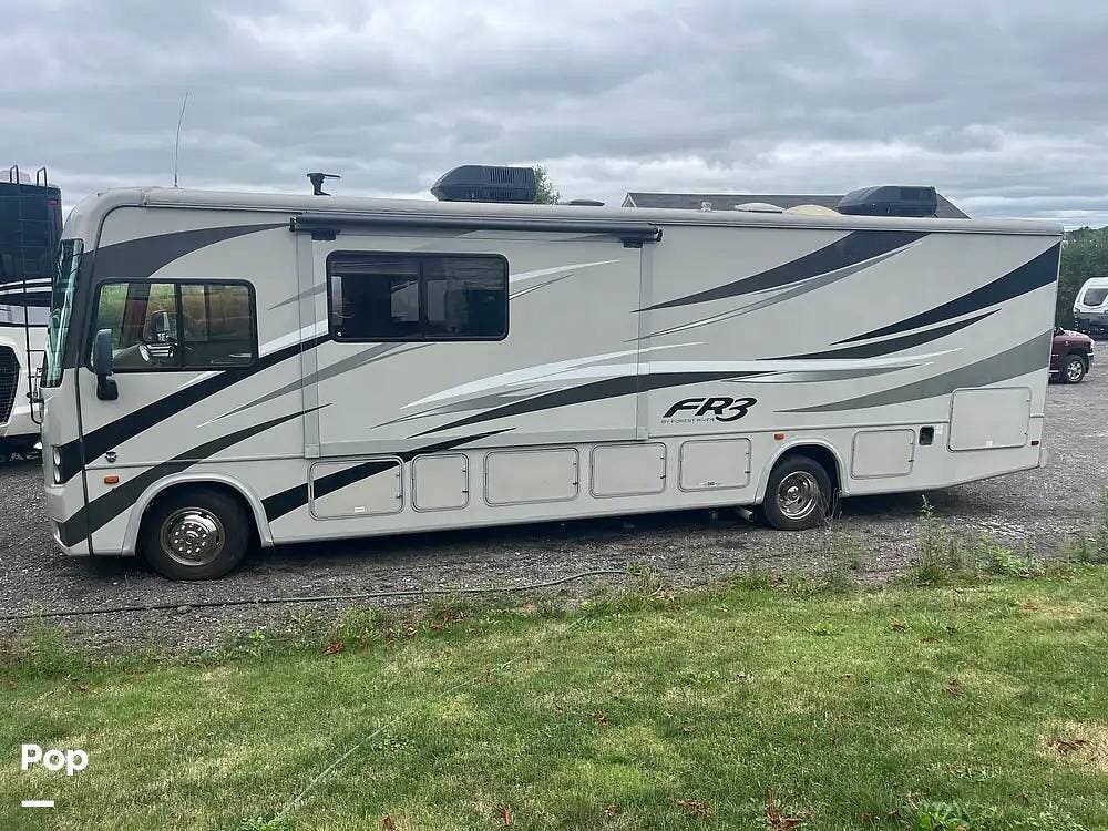 2017 FR3 32DS by Forest River from Pop RVs in Clarence Centery, New York
