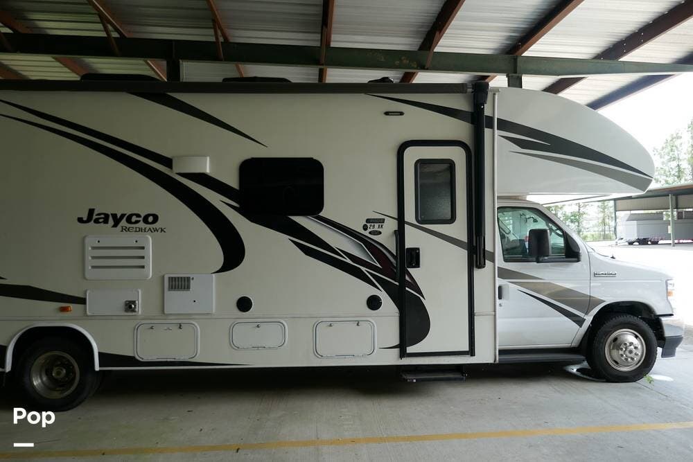 2021 Jayco Redhawk 29XK - Used Class C For Sale by Pop RVs in Walker, Louisiana features Slideout, Awning, Air Conditioning, Generator