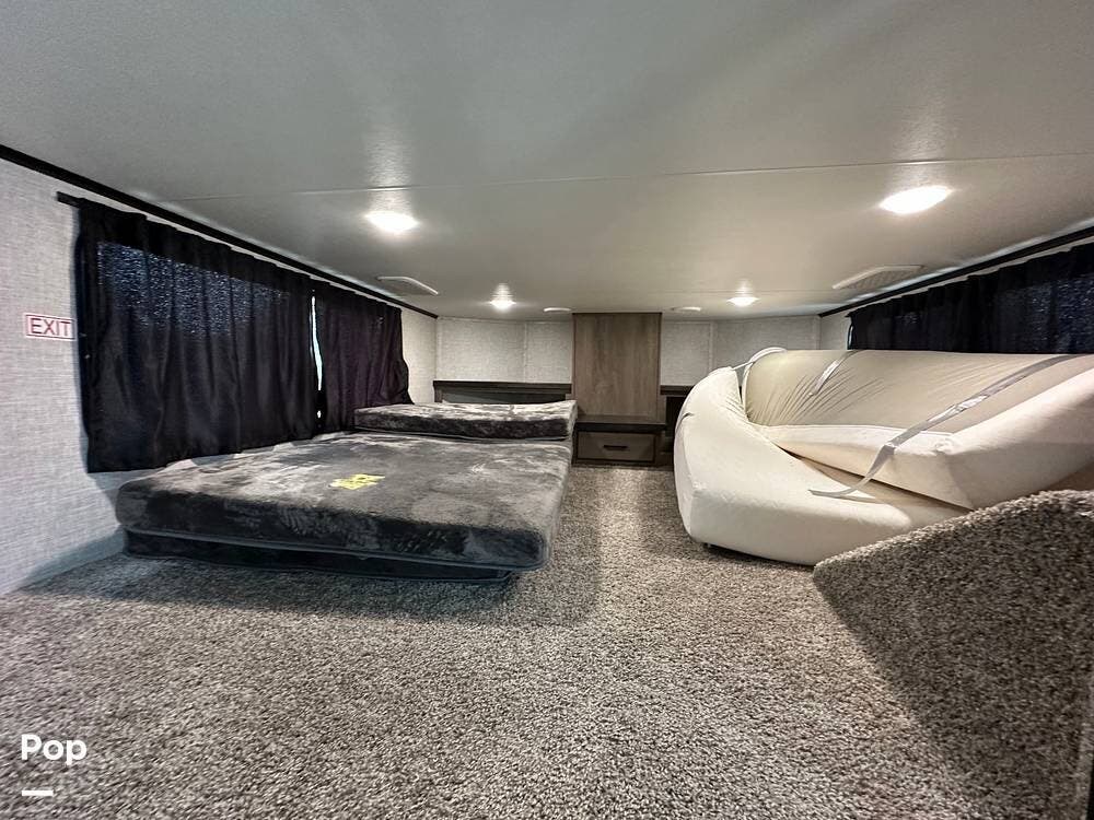 Used 2024 Jayco Jay Flight Bungalow 40LSDL available in Bradenton, Florida