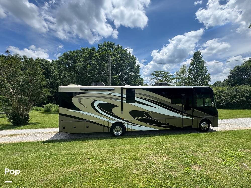 2020 Emblem 36U by Entegra Coach from Pop RVs in Fairview, Tennessee