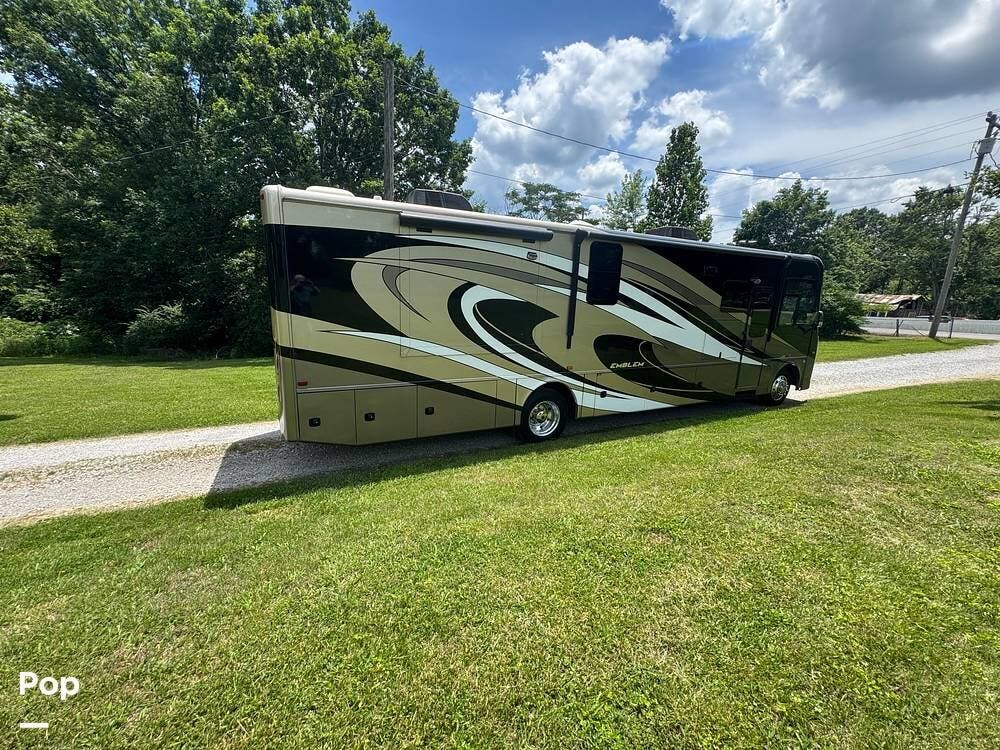 2020 Entegra Coach Emblem 36U - Used Class A For Sale by Pop RVs in Fairview, Tennessee features Air Conditioning, Awning, Slideout, Generator