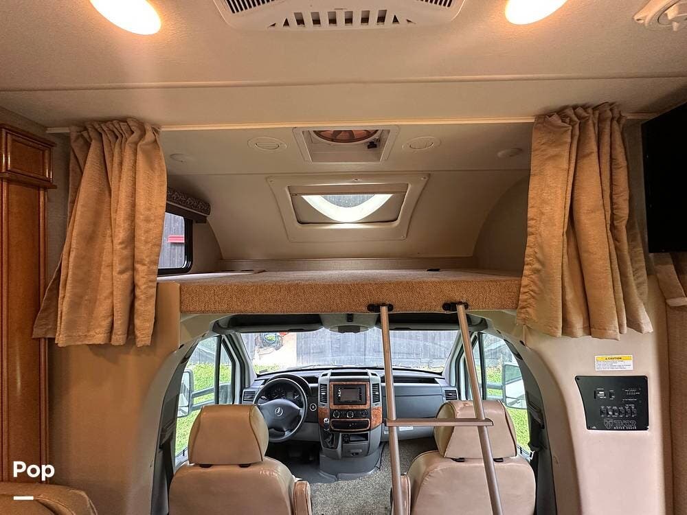 Used 2018 Thor Motor Coach Quantum KM24 available in Sewickley, Pennsylvania