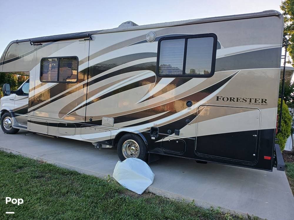 2015 Forester M-2651S Ford by Forest River from Pop RVs in Kingsport, Tennessee