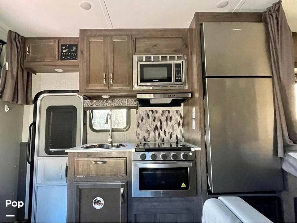 2023 Gulf Stream Conquest LE 6237LE - Used Class C For Sale by Pop RVs in Houston, Texas
