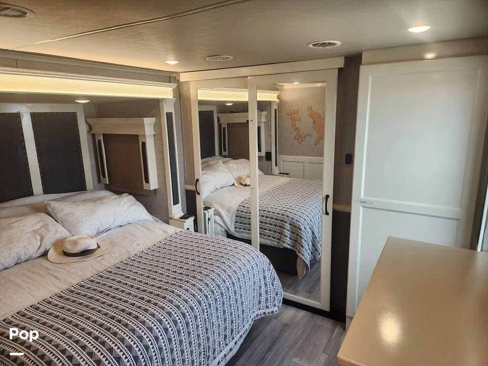 2022 Vanleigh Beacon 42RKB - Used Fifth Wheel For Sale by Pop RVs in Santa Maria, California features Slideout