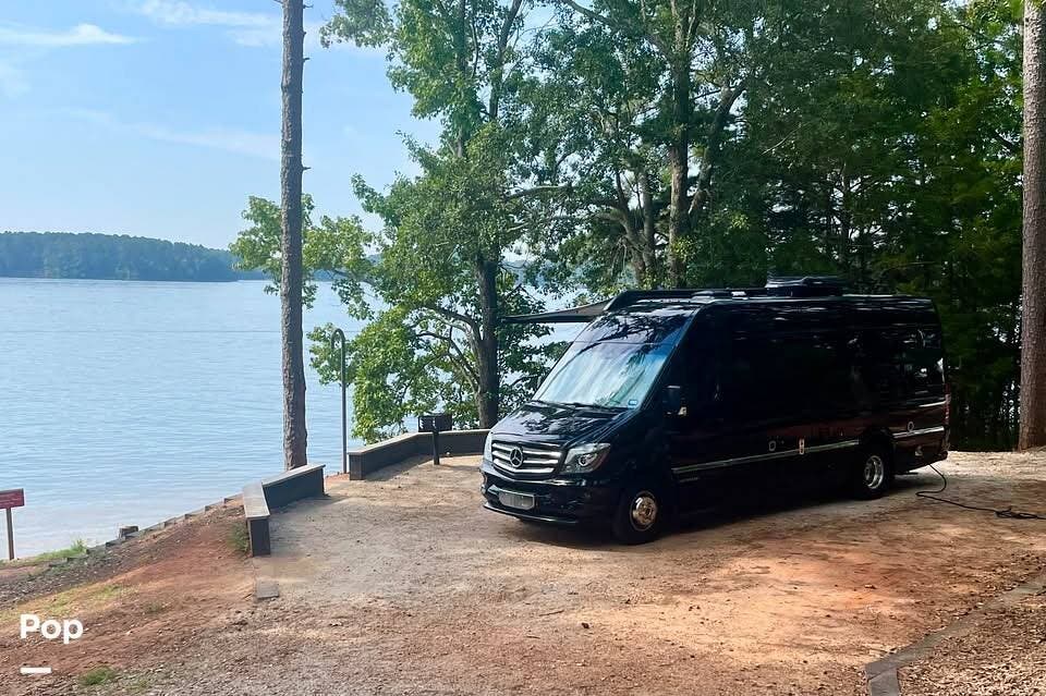 2018 Airstream Interstate EXT Lounge - Used Class B For Sale by Pop RVs in Austin, Texas