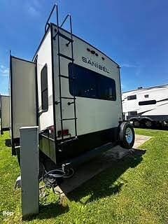 2022 Sanibel 3902WB by Prime Time from Pop RVs in Red Bud, Illinois