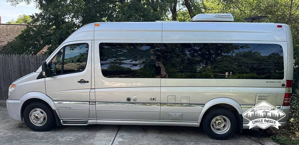 2013 Airstream Interstate 3500 Twin Bed - Used Class B For Sale by Pop RVs in Fort Worth, Texas features Generator, Awning, Air Conditioning