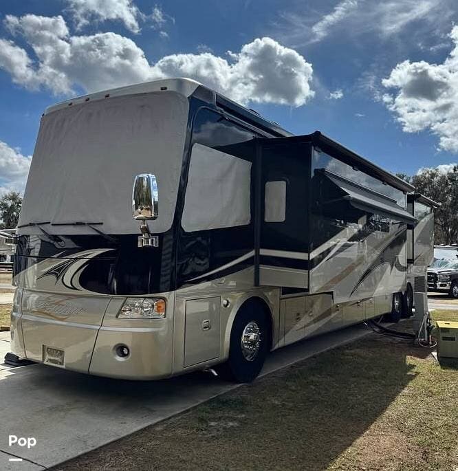 2011 Tiffin Zephyr 45QBZ - Used Diesel Pusher For Sale by Pop RVs in Newark, New York features Air Conditioning, Leveling Jacks, Generator, Slideout