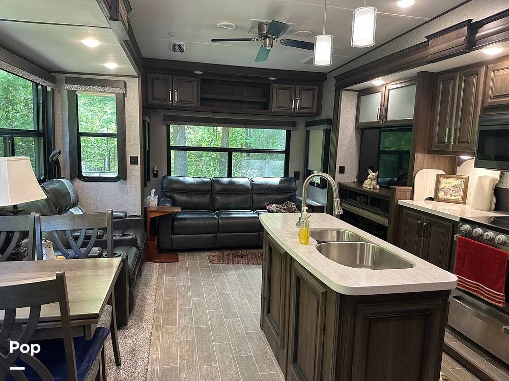 2020 Avalanche 313RS by Keystone from Pop RVs in Harrison, Michigan