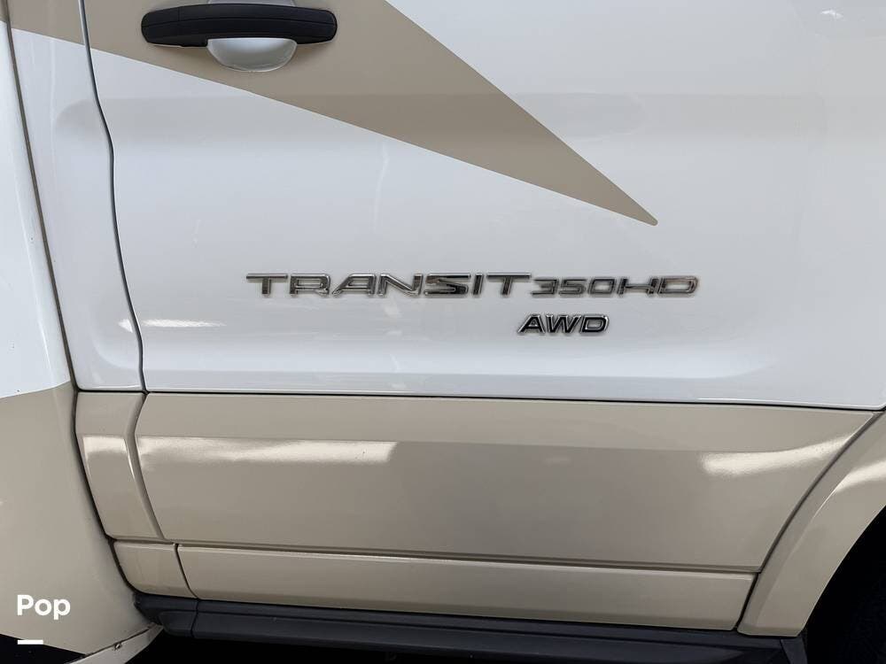 2021 Thor Motor Coach Gemini Series M-23TE Transit - Used Class C For Sale by Pop RVs in Unicoi, Tennessee features Generator, Slideout, Air Conditioning