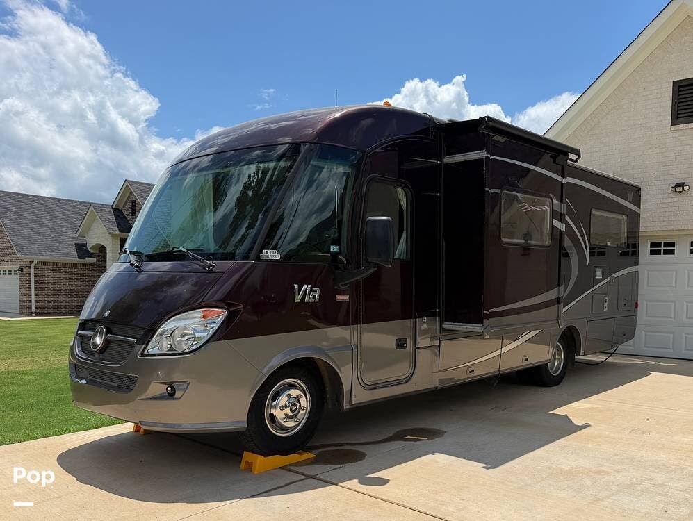 2014 Via 25T by Winnebago from Pop RVs in Noonday, Texas