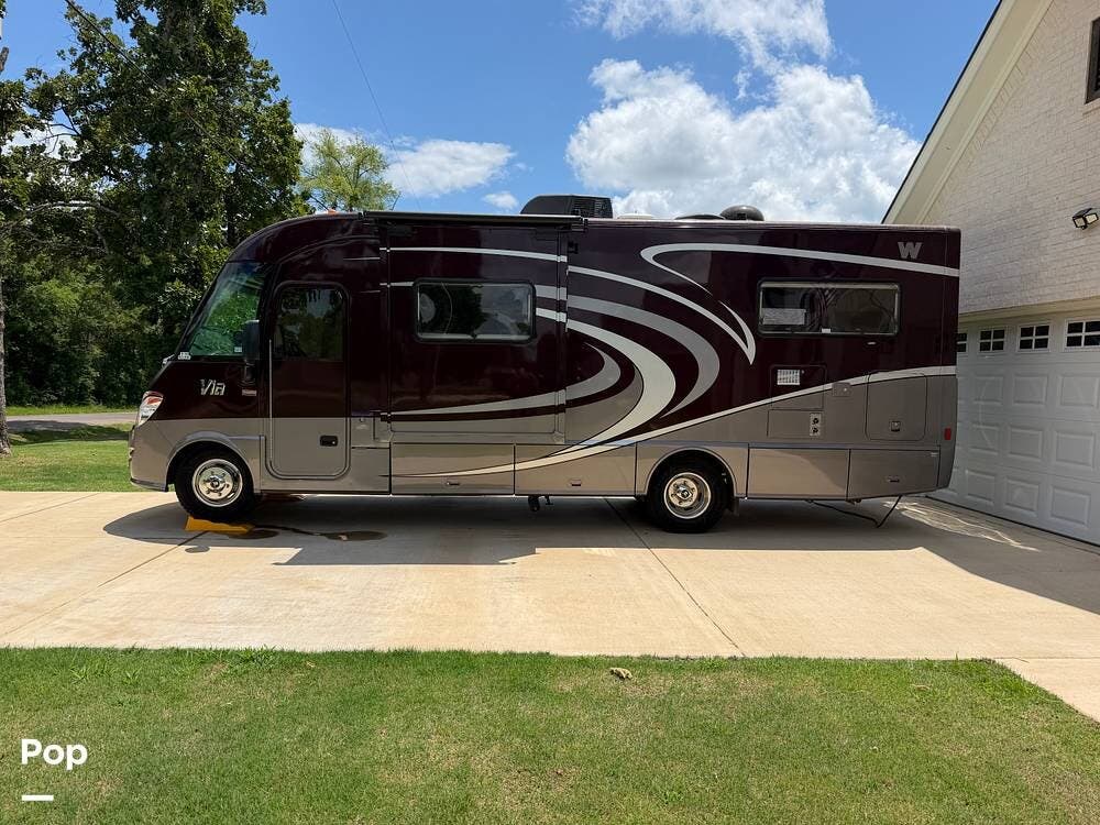 Used 2014 Winnebago Via 25T available in Noonday, Texas