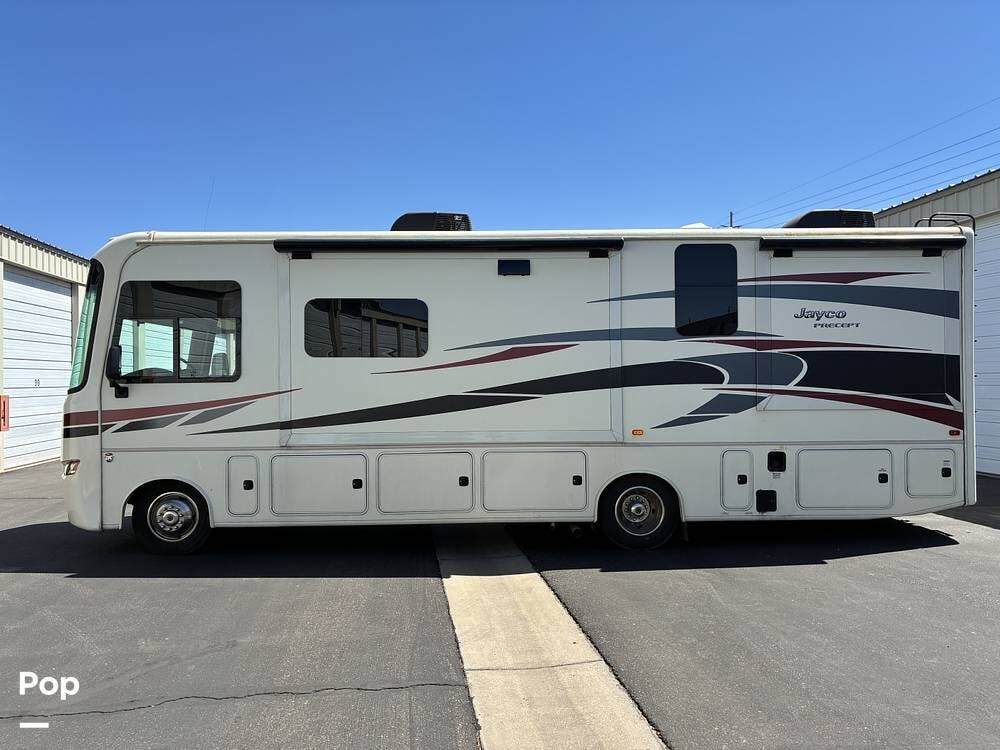 2017 Jayco Precept 31UL - Used Class A For Sale by Pop RVs in Peoria, Arizona features Generator, Slideout, Awning, Air Conditioning, Leveling Jacks