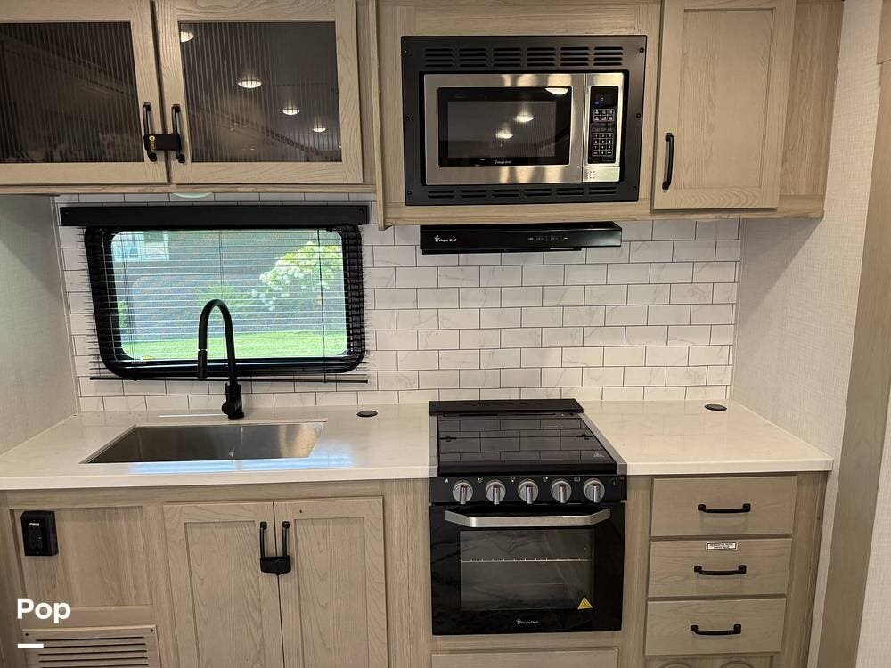 2024 Forest River Rockwood 8332SB - Used Travel Trailer For Sale by Pop RVs in Ida Grove, Iowa features Air Conditioning, Slideout, Awning, Leveling Jacks
