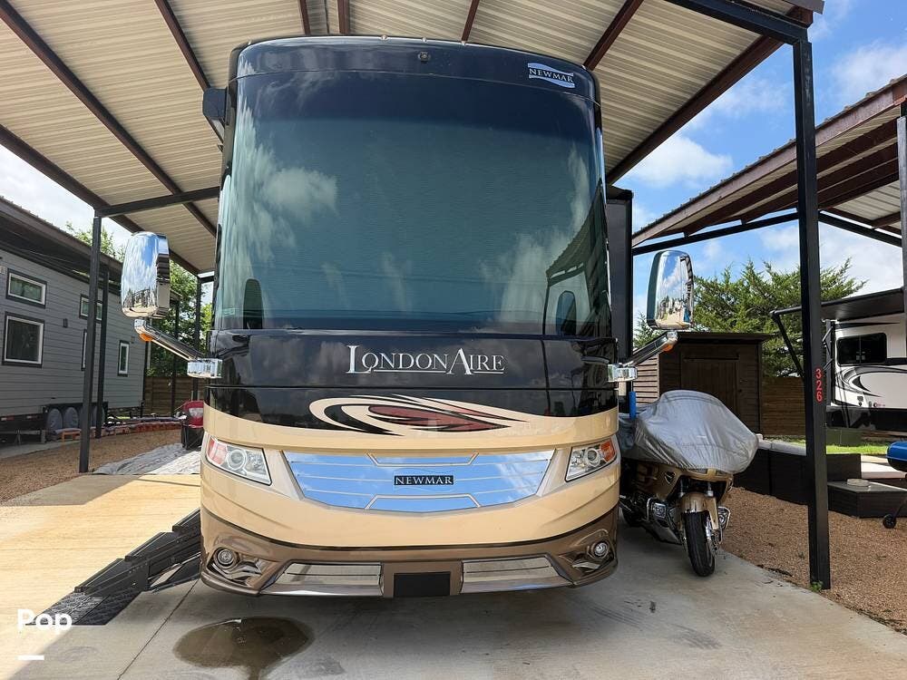 Used 2018 Newmar London Aire 4553 available in Princeton, Texas