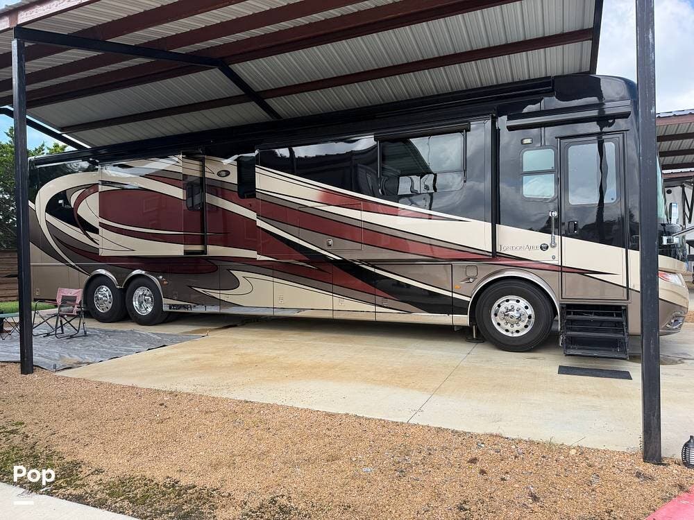 2018 Newmar London Aire 4553 - Used Diesel Pusher For Sale by Pop RVs in Princeton, Texas features Slideout, Air Conditioning, Awning, Leveling Jacks, Generator