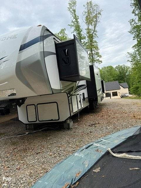 Used 2023 Keystone Avalanche 390DS available in Iron Station, North Carolina