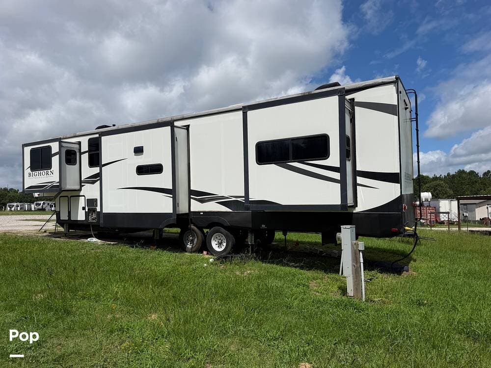 Used 2020 Heartland Bighorn Traveler 39FL available in Henderson, Texas