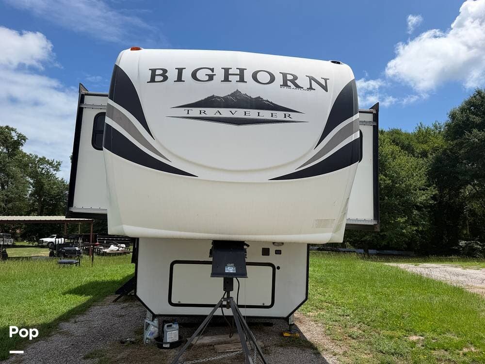 2020 Bighorn Traveler 39FL by Heartland from Pop RVs in Henderson, Texas