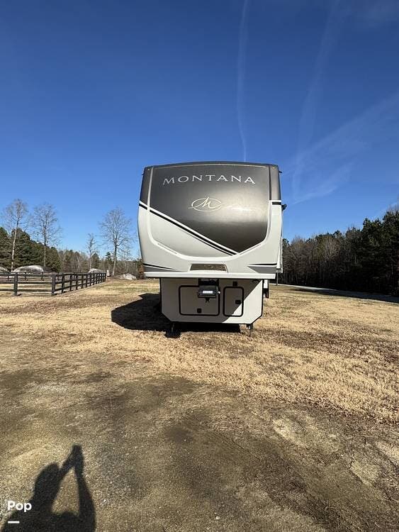 2024 Montana 3901RK by Keystone from Pop RVs in Burlington, North Carolina
