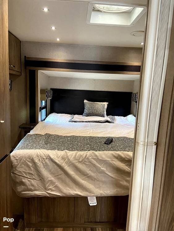 2018 Isata 3 24RWM by Dynamax Corp from Pop RVs in Littleton, New Hampshire