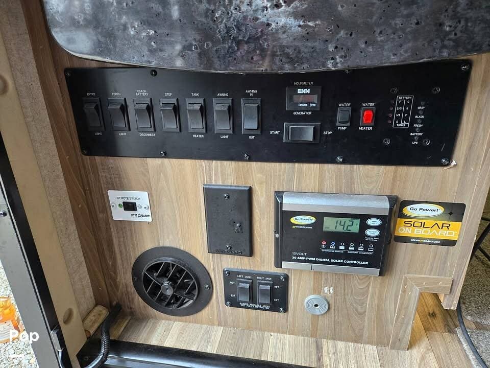 Used 2018 Dynamax Corp Isata 3 24RWM available in Littleton, New Hampshire