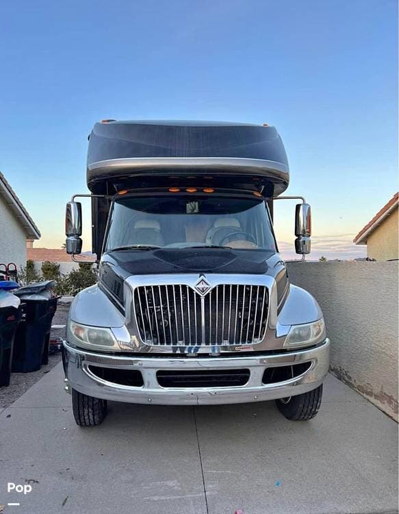 2009 Gulf Stream SuperNova 6400 - Used Super C For Sale by Pop RVs in Henderson, Nevada features Leveling Jacks, Generator, Slideout, Awning, Air Conditioning
