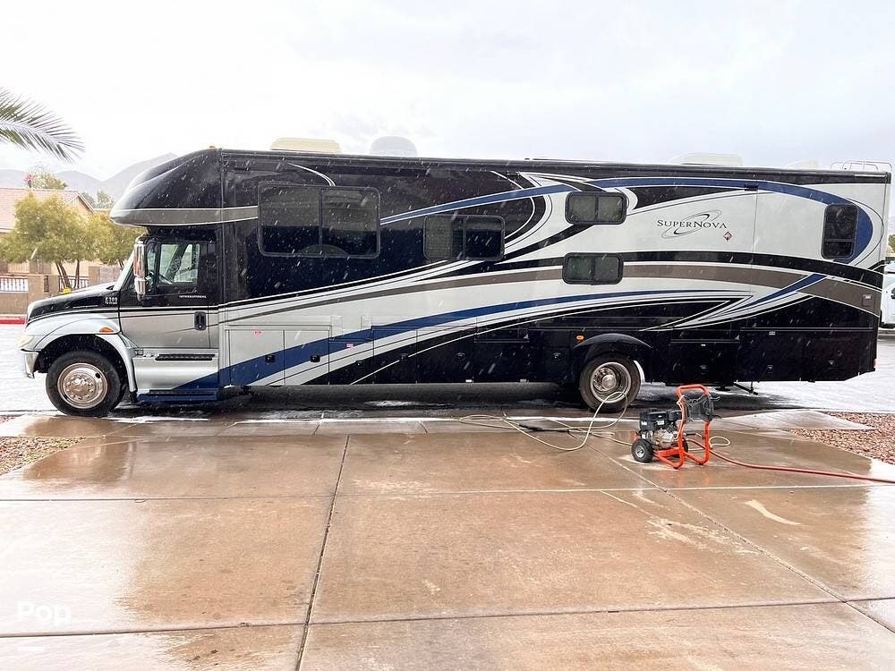 Used 2009 Gulf Stream SuperNova 6400 available in Henderson, Nevada