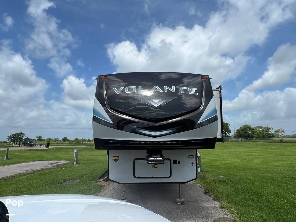 2021 Volante 370BR by CrossRoads from Pop RVs in Angleton, Texas