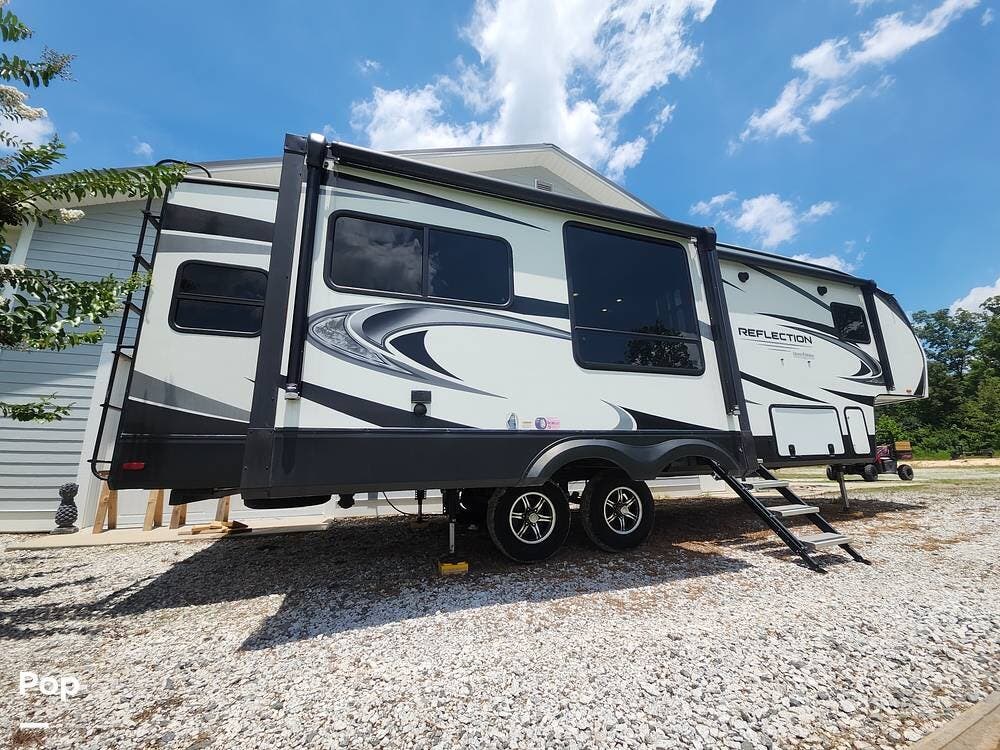 2021 Reflection 303RLS by Grand Design from Pop RVs in Waterloo, South Carolina