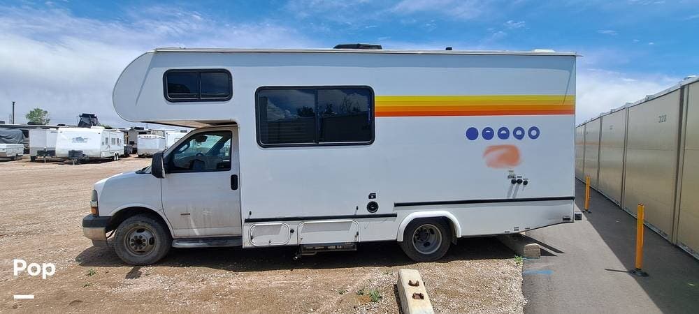 2025 Gulf Stream Conquest 6237LE - Used Class C For Sale by Pop RVs in Henderson, Colorado features Air Conditioning, Generator