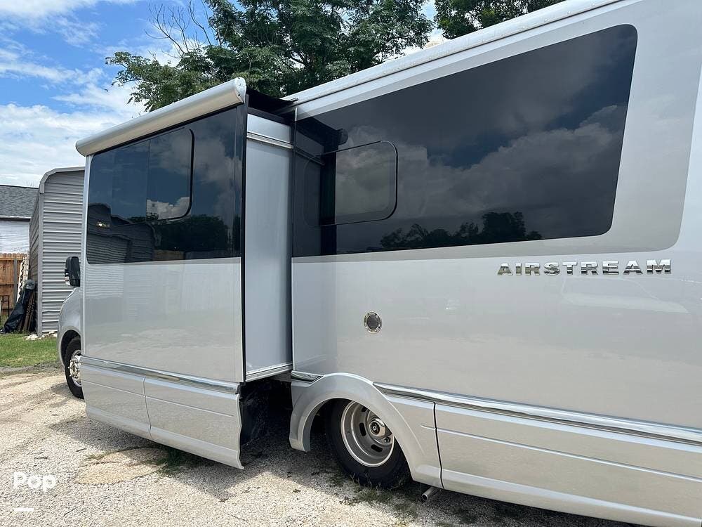 Used 2023 Airstream Atlas Murphy Suite available in San Antonio, Texas